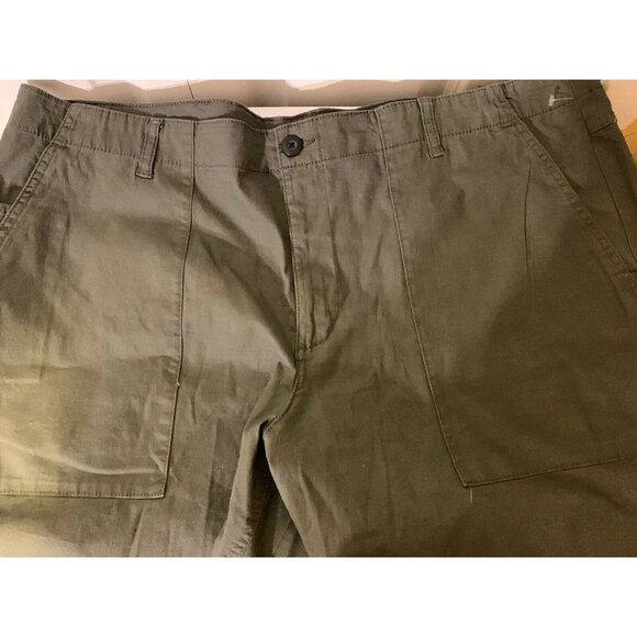 New No Boundaries Men's Sz‎ 46 Green Stretch Flat Front Shorts NWT - Picture 4 of 6